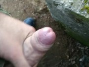Greek Army Guy jerks off outdoor- χύνω έξω στο στρατόπεδο
