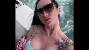 Relaxation, sea, what could be better