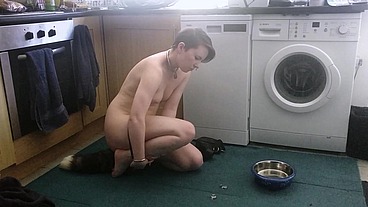 Behind the scenes of the Pet Play clip