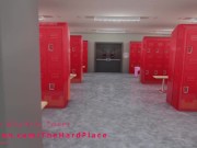 Muscle dragon corners Volkris in the Locker-room