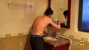 Asian Girlfriend Shocks with Explicit Blowjob and Steamy Sex Scene