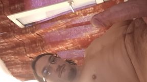 I make a short masturbation vid