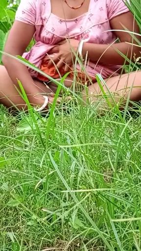 Key moment from &quot;🌾Hindi audio You go to eat rice bhabhi pussy He finished sex with his fingers&quot;