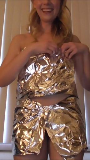 Thrilling moment from &quot;Marissa Vs. Tinfoil - Silly BTS Photoset Scene&quot;