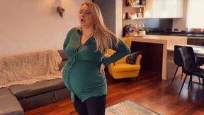 Pregnant woman struggles with overeating MP4