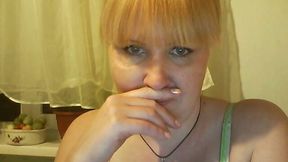 This mature webcam model is a good reason to stay at home