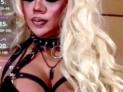 Blonde With Natural Big Boobs Loves Putting A Toy In Her