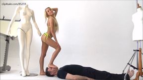 ARIEL - You are my pedestal - Posing trampling and victory poses