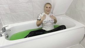 Emily's Messy Slime Bath