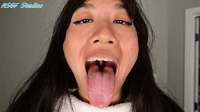 GM spit and uvula tease pt 2 - MOV