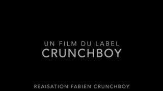 프랑스 아마추어 제시 로얀이 콜도 고란과 추초 마틴의 항문에 삽입되기 전에 오럴 섹스를 하는 홈메이드 영상입니다.