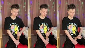 quick dorm jerk makes 23cm cock squirt everywhere