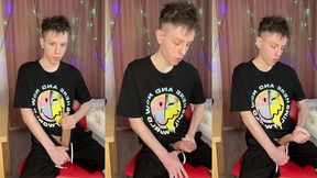 quick dorm jerk makes 23cm cock squirt everywhere