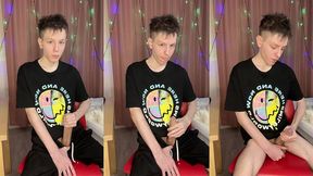 quick dorm jerk makes 23cm cock squirt everywhere