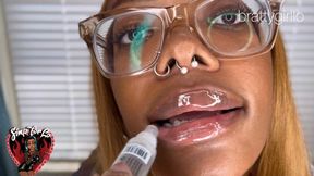 Glossy Lip Lover Close Up JOI (Kisses, Puckers, Moans)