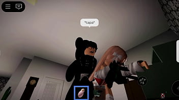 Novinha branquinha toma piroca em apartamento no Roblox