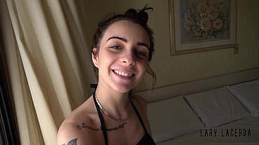 Ninfeta quase chora dando o cuzinho bem gostoso - Lary Lacerda e Loupan