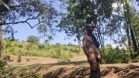 dando uma volta no parque.