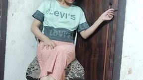 Desi girl ko paise dekar jabar dasti pela