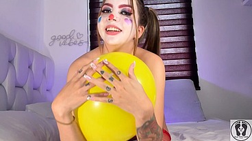 SEXY CLOWN CALIBABY9X RUBBING AND POPPING BIRTHDAY BALLOONS