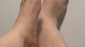 Size 14 Male Feet And Long Legs