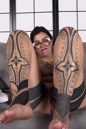 Horny Doctor Plays with Her Pussy Using a Vibrator While Flaunting Her Feet