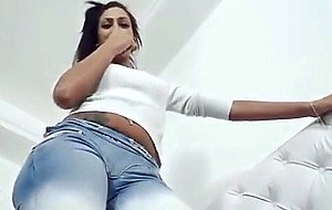 Stephanie burping and farting