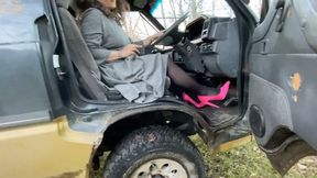 gas in high heels mpg av1