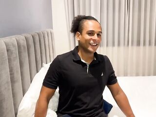 I at no time expected that during my night at the hostel, the hung ebony receptionist with his thick BBC would bang me so hard and passionately that I ended up begging for greater amount - Naty Delgado