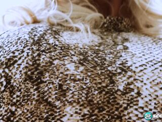 Billi Bardot: Large Melons Hawt Love button