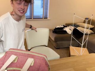 Little step-bro gives bj and gets screwed by hung big step-bro for ride to college