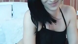 Hot MILF Fingers Her Way to Orgasm - Exotic Dancer's Sensual Erotic Dance