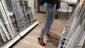 daily ways shoeplay in the furniture store HD wmv 1920x1080