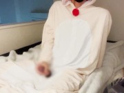 くまさんの着ぐるみでおちんちんしこしこオナニー♡　Hands-on masturbation with a penis in a stuffed bear