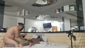 no comeso fiucava so pasanu a mao na minha bunda mais depois infio o pinto