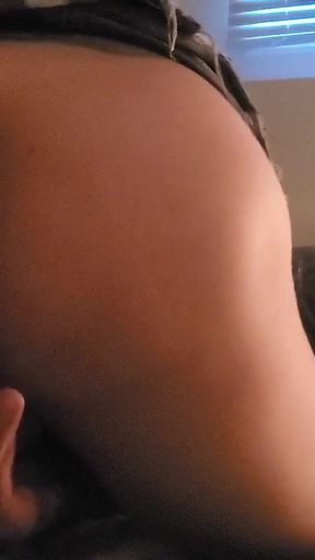 How to Insert Butt Plug