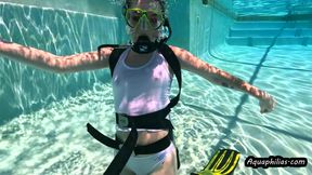 Aquaphilias- Neji- She learns to scuba dive in her pajamas