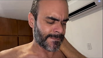 Suruba gostosa em troca de casais e muito sexo bareback - 01