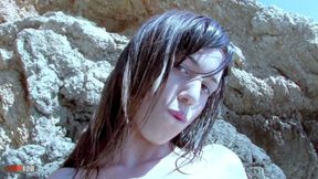 Samanta: Brunnette in Red Bikini Gets Naked