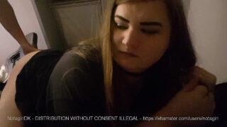 Feite amatør crossdressere kledd opp for røff anal pounding og munnsex