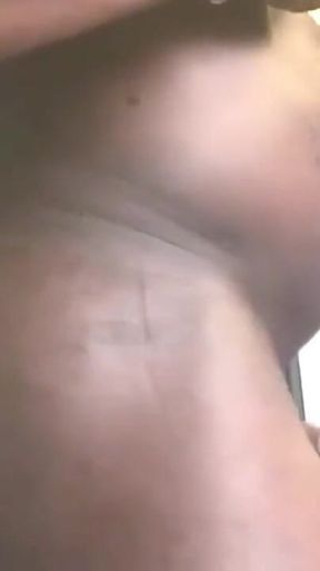 Alexismusclebutt Delivers Sex Toy Wank Cum