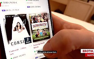 Flirty MILF Lana Vegas enjoys his young cock to the maximum! (GERMAN)