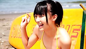 Admirable Asian angel Mizuki Moe walks trough the beach