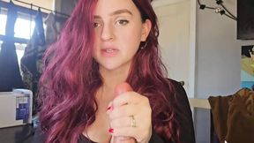 Unscripted hotwife gets fucked by guy and his roommate