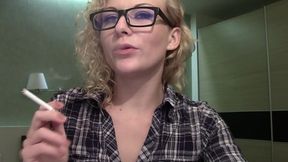 attika curly haired blonde & tongue piercing webcam chat sfw