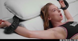 Real life hentai - Oviposition - Anime chick fuck an alien and ejects eggs