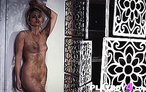 Amazing blonde babe with perfect tits showing her beautiful naked body