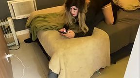 ESPERANDO O MACHO DE QUATRO PARA LEVAR LEITE