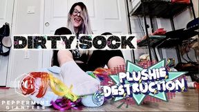 6’7 Giantess in Dirty Socks Slowly Destroys Huge Plushie to Pieces – Size 16 Destruction