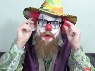 Tastes Like Carnie! Huge Clown Boppy has a smack for People! (Preview)